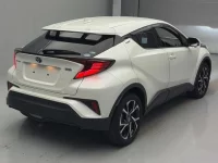 Toyota C-HR лот № 2219 оценка 4.5  с аукциона в Японии 1