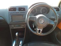 Volkswagen CROSS POLO лот № 70312 оценка 4  с аукциона в Японии 8