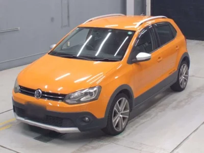 Volkswagen CROSS POLO  с аукциона в Японии