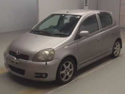 Toyota VITZ  с аукциона в Японии