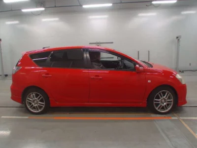 Toyota CALDINA  с аукциона в Японии