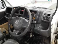 Honda ACTY TRUCK лот № 5135 оценка 2  с аукциона в Японии 6