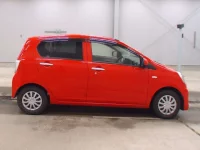 Toyota PIXIS EPOCH лот № 9005 оценка 3.5  с аукциона в Японии 2