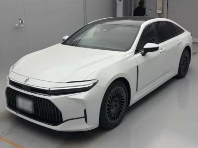 Toyota CROWN  с аукциона в Японии