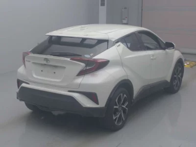 Toyota C-HR  с аукциона в Японии