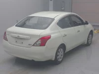 Nissan LATIO лот № 296 оценка 3.5  с аукциона в Японии 1