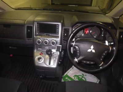 Mitsubishi DELICA D5