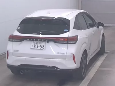 Nissan AURA  с аукциона в Японии