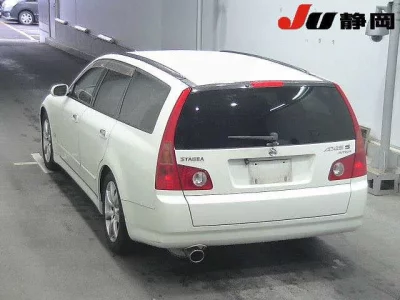 Nissan STAGEA