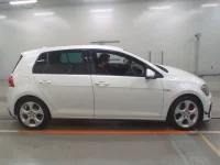Volkswagen GOLF лот № 38015 оценка 4.5  с аукциона в Японии 2