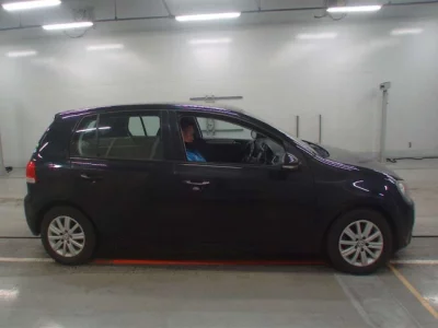 Volkswagen GOLF  с аукциона в Японии