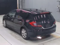 Honda JADE лот № 70334 оценка 3.5  с аукциона в Японии 5