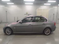 BMW 3-Series лот № 38020 оценка 4  с аукциона в Японии 3