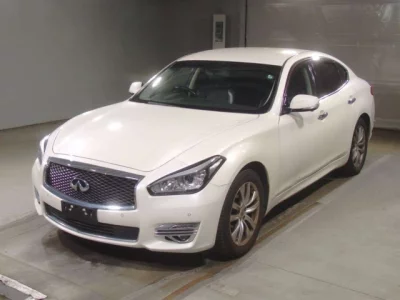 Nissan FUGA  с аукциона в Японии