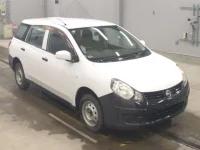 Nissan AD лот № 9037 оценка 3  с аукциона в Японии 4