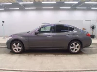 Nissan FUGA лот № 9036 оценка 3.5  с аукциона в Японии 3