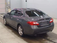 Nissan FUGA лот № 9036 оценка 3.5  с аукциона в Японии 5