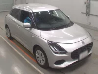 Suzuki SWIFT лот № 36222 оценка 5  с аукциона в Японии 4