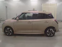 Suzuki SWIFT лот № 36221 оценка 5  с аукциона в Японии 3