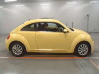 Volkswagen THE BEETLE лот № 38028 оценка 4  с аукциона в Японии 2