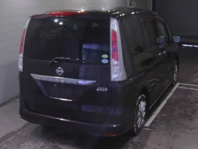 Nissan SERENA  с аукциона в Японии