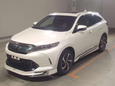 Toyota HARRIER  с аукциона в Японии