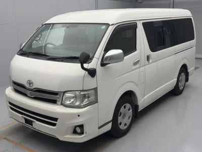 Toyota HIACE VAN  с аукциона в Японии