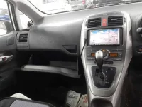 Toyota AURIS лот № 10426 оценка R  с аукциона в Японии 8