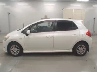 Toyota AURIS лот № 10426 оценка R  с аукциона в Японии 3