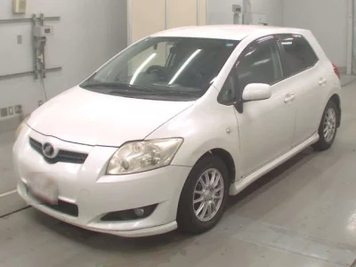Toyota AURIS  с аукциона в Японии