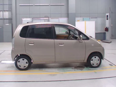 Nissan MOCO  с аукциона в Японии