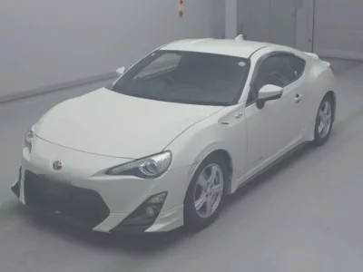 Toyota 86  с аукциона в Японии