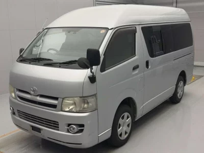 Toyota HIACE VAN  с аукциона в Японии