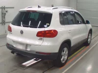 Volkswagen TIGUAN лот № 38044 оценка 3  с аукциона в Японии 1