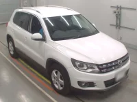 Volkswagen TIGUAN лот № 38044 оценка 3  с аукциона в Японии 4