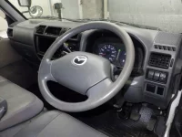 Mazda BONGO VAN лот № 8059 оценка R  с аукциона в Японии 2