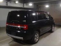 Mitsubishi DELICA D5 лот № 329 оценка 3  с аукциона в Японии 1