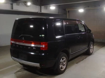 Mitsubishi DELICA D5  с аукциона в Японии