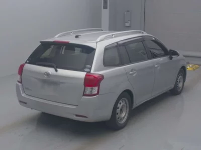 Toyota COROLLA FIELDER  с аукциона в Японии