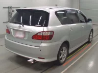 Toyota IPSUM лот № 10445 оценка 3  с аукциона в Японии 1