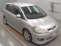 Toyota IPSUM лот № 10445 оценка 3  с аукциона в Японии 4