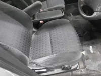 Toyota IPSUM лот № 10445 оценка 3  с аукциона в Японии 7