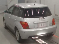 Toyota IST лот № 10441 оценка 4  с аукциона в Японии 5