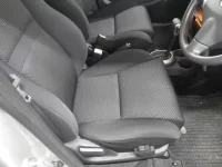 Toyota IST лот № 10441 оценка 4  с аукциона в Японии 7