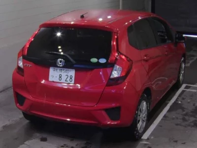 Honda FIT  с аукциона в Японии