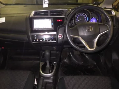 Honda FIT  с аукциона в Японии