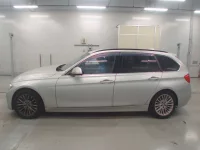 BMW 3-Series лот № 38054 оценка 4  с аукциона в Японии 3