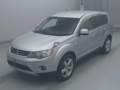 Mitsubishi OUTLANDER  с аукциона в Японии
