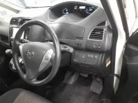 Nissan SERENA лот № 30010 оценка 4  с аукциона в Японии 6