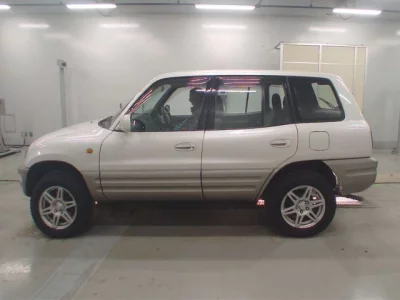 Toyota RAV4  с аукциона в Японии
